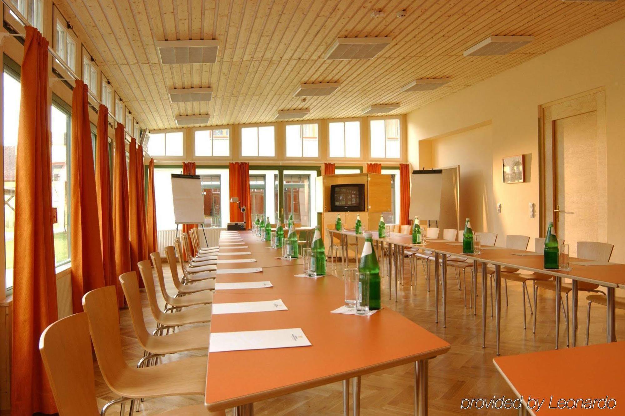 Jufa Hotel Fuerstenfeld Exterior photo