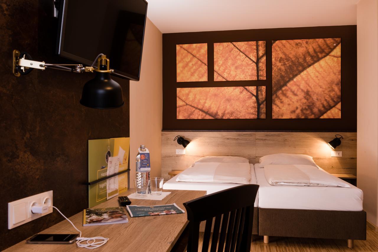 Jufa Hotel Fuerstenfeld Exterior photo